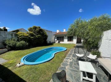 Casa de 4 ambientes, Almirante Brown · Casa de 3 o 4 Ambientes en Venta en Burzaco