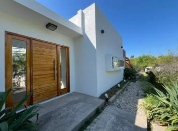 Casa · 140m² · 4 Ambientes · Hermosa Casa Barrio Cerrado en Benavidez!