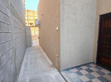 Casa de 5 ambientes, Esteban Echeverría · Hermosa Casa en Alquiler