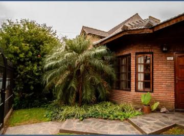 Casa de 4 ambientes, Morón · Casa 4 Ambientes con Garage