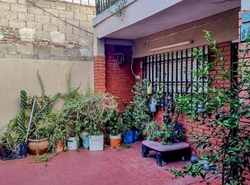 Casa · 120m² · 6 Ambientes · 1 Cochera · Venta - Casa de 3 Dorm. con Patio, Parrillero y Galpón. Las Heras, Rosario.