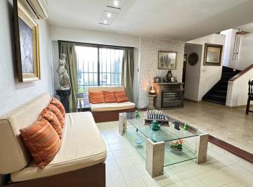 PH · 127m² · 4 Ambientes · 1 Cochera · Venta, PH, 4 Ambientes, Patio, Terraza, Parrilla, Santos Lugares, Saenz Peña, Cochera