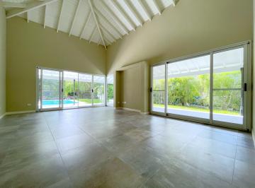 Casa de 3 ambientes, Escobar · Acacias Blancas