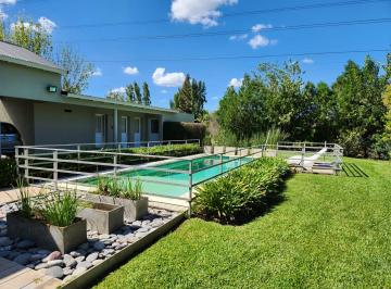 Casa de 7 ambientes, Escobar · Excelente Casa a La Venta 1200 m de Lote.