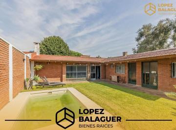 Casa · 200m² · 4 Ambientes · 2 Cocheras · Casa 4 Amb en Ciudad Evita - Apto Credito - Pileta