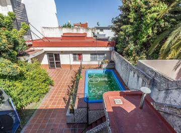 Casa · 180m² · 3 Ambientes · 1 Cochera · Casa 3 Amb con Pileta Departamento 2 Amb en Venta en Ramos