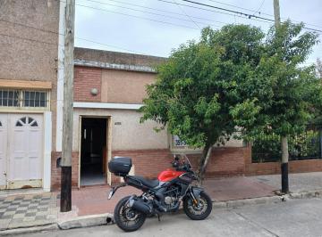 Casa de 5 ambientes, Córdoba · Venta Casa Barrio San Martin 2 Dorm.
