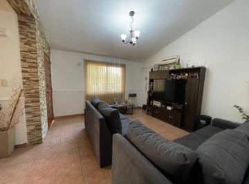 Casa · 150m² · 4 Ambientes · Casa Venta B Privado X Bandera de Los Andes Gllen