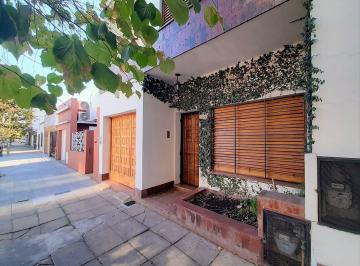 Casa · 117m² · 4 Ambientes · 1 Cochera · Alquiler Casa 4 Ambientes San Justo
