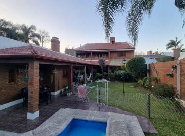 Casa · 431m² · 11 Ambientes · 3 Cocheras · Venta Casa 4/5 Dorm. y Piscina en Guadalupe