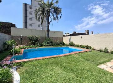 Casa · 260m² · 5 Ambientes · 3 Cocheras · Venta Casa San Vicente