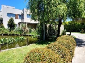 Departamento · 81m² · 3 Ambientes · 1 Cochera · Duplex 3 Amb en Venta en Lago Escondido Nordelta
