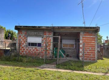 Casa · 88m² · 3 Ambientes · Venta de Casa a Terminar con Gran Terreno