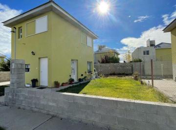 Casa · 60m² · 4 Ambientes · Casa en Barrio Covicup con Entrada Para Vehiculo
