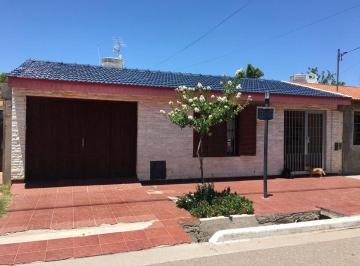 Casa · 160m² · 4 Ambientes · 1 Cochera · Venta Casa II Barrio Belgrano Palmira.
