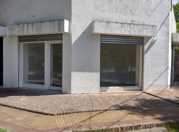 Local comercial · 23m² · 1 Ambiente · Local en Alquiler - 1 Ambiente 1 Baño - 23 m² - Manuel B. Gonnet
