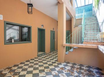 Casa · 360m² · 8 Ambientes · 2 Cocheras · Casa en Venta en Bajo Belgrano 400 m²