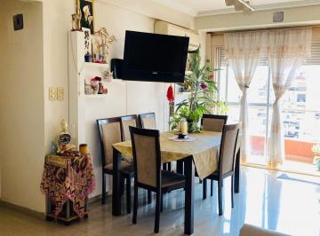 Departamento de 4 ambientes, La Matanza · Excelente Departamento Centrico!