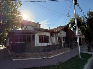 Casa de 7 ambientes, Tunuyán · Casa en Venta en El Corazón de Tunuyán – Ubicación Inmejorable