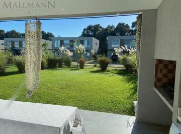 Departamento · 83m² · 3 Ambientes · 2 Cocheras · Departamento 2 Dorm. Amueblado Townhouse Pilará