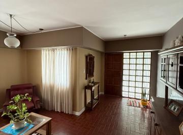 Casa de 14 ambientes, Tunuyán · Casa de Categoría en Venta – Pleno Centro de Tunuyán