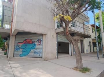 Local comercial , Godoy Cruz · Local Esquina Pellegrini y 1 de Mayo