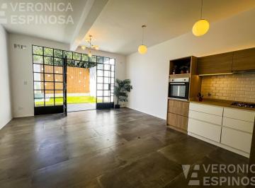 PH · 130m² · 4 Ambientes · 1 Cochera · Casa en Venta de Cuatros Ambientes - Haedo Sur