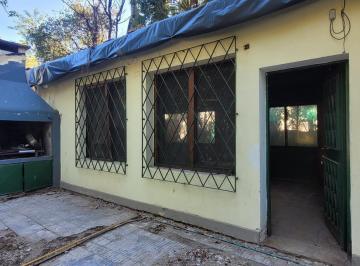 Casa · 300m² · 1 Ambiente · Casa en Venta en Funes