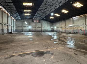Depósito · 1000m² · 4 Ambientes · Galpón en Alquiler - 2 Oficinas 3 Baños - 1.000 m² - Avellaneda