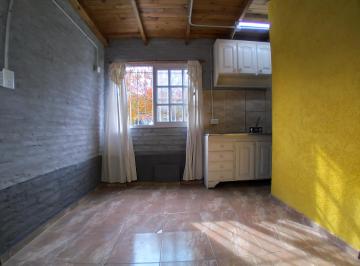 PH de 2 ambientes, Lomas de Zamora · Sin Expensas Casa en PH 2 Amb Al Frente C/ Recibos