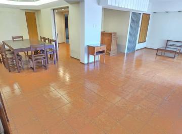 Casa · 455m² · 5 Ambientes · 2 Cocheras · Venta Casa de 5 Amb Más Galpon con Cocheras en Villa General Mitre