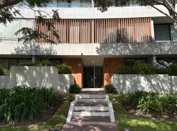 Departamento · 177m² · 3 Ambientes · Departamento con Jardín y Amarra en Venta en Marinas Yacht