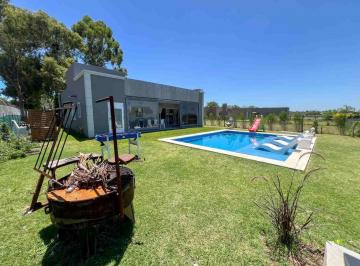 Casa · 122m² · 4 Ambientes · Venta Casa 4 Ambientes San Ramon Pilar del Este