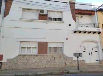 Casa · 140m² · 4 Ambientes · Casa en Venta Barrio Sur Tribunales
