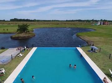 Terreno · 471m² · Lote en Venta en Laguna Azul Financiado