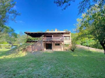 Casa · 347m² · 4 Ambientes · 1 Cochera · Venta Casa 3 Dorm. Bella Vista