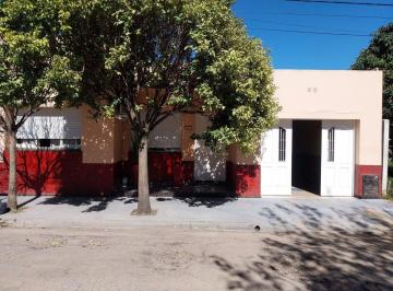 Casa · 135m² · 4 Ambientes · 1 Cochera · Casa en Venta en Arrecifes