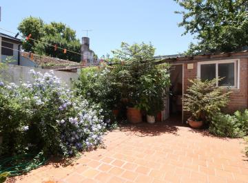 Casa · 183m² · 4 Ambientes · 1 Cochera · Venta Triplex 5 m Ancho Olivos 4 Amb + Play Patio