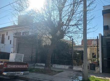 Casa · 125m² · 4 Ambientes · Linda Casa 3 Dorm Jardin Los Damascos 47 3 Cerritos