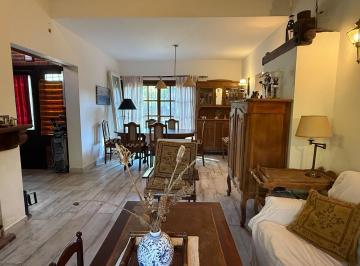 Casa · 135m² · 5 Ambientes · 2 Cocheras · Cariló Venta Casa 4 Ambientes | a Una Cuadra del Mar