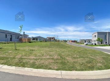 Terreno · 524m² · Terreno Lote en Venta en Santa Lucia, Pilar del Este, Pilar