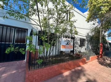 Casa de 6 ambientes, Córdoba · Hogar Ideal a un Paso del Shopping