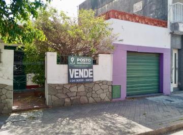 Casa · 115m² · 5 Ambientes · Casa en Venta! 2 Dorm. Dependencia! a m de Calle Mendoza