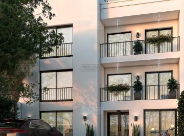 Casa · 415m² · 7 Ambientes · 3 Cocheras · Casa en Venta en Palermo Chico, Reciclada a Terminar!