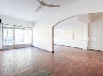 Local comercial · 60m² · 2 Ambientes · Venta Local Comercial en Flores
