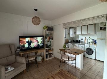 Departamento · 45m² · 2 Ambientes · Departamento de un Dormitorio en Venta
