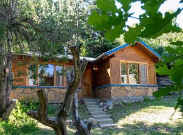 Casa · 74m² · 4 Ambientes · San Martín de Los Andes Venta Dos Cabañas Juntas