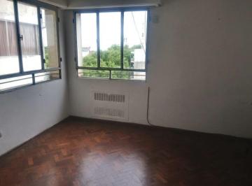 Departamento · 68m² · 3 Ambientes · Departamento en Venta 2 Dorm. Garay 1000