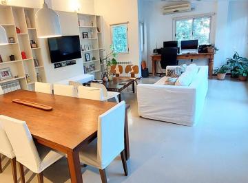 PH · 201m² · 5 Ambientes · Venta PH de 5ambientes con Dependencia, Play Room, Terraza y Parrilla en Belgrano