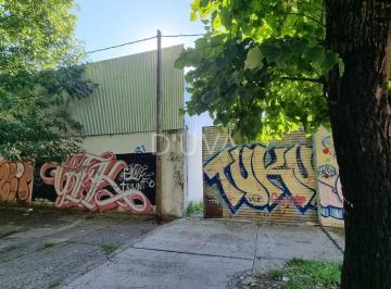 Bodega-Galpón , La Plata · Galpón en Alquiler Calle 37 E/ 26 y 27